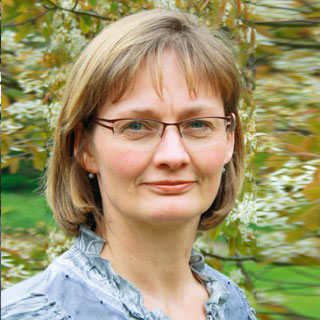 Dr. Claudia Bäßler